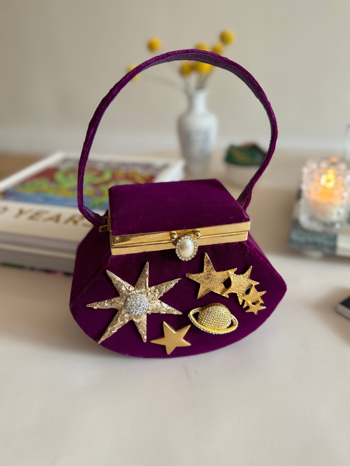 Intersteller purse