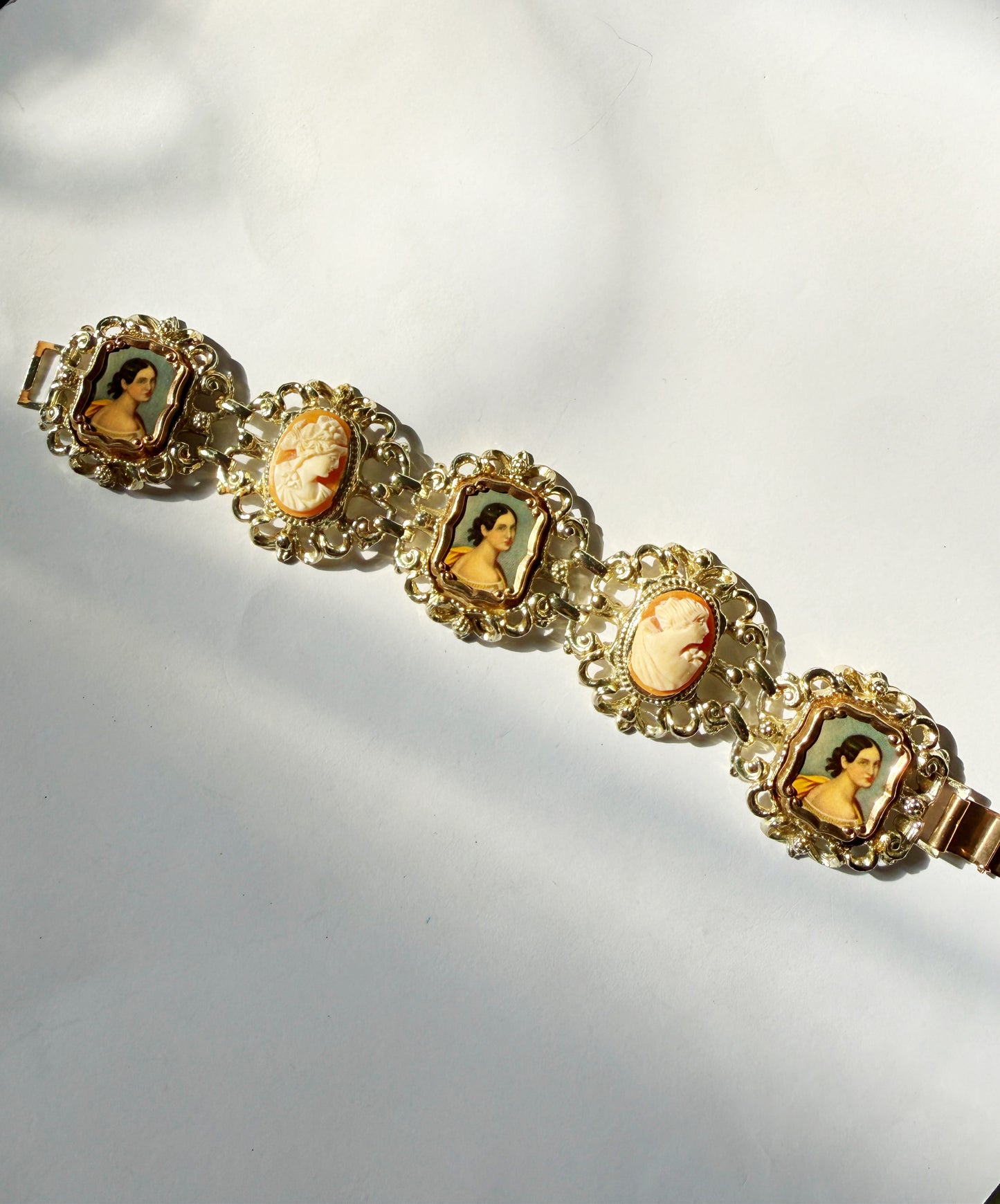 Gilded gold cameo bracelet