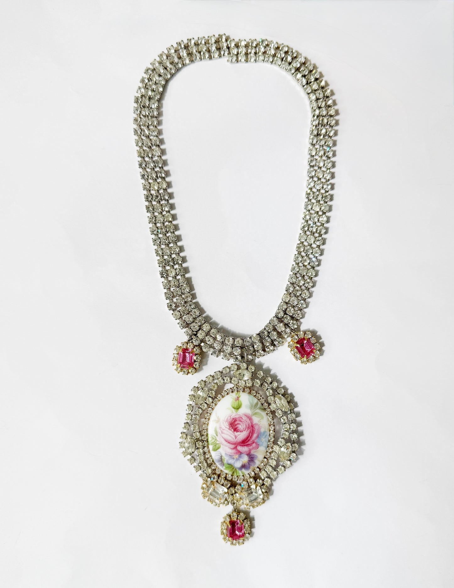 Rose garden rhinestone necklace