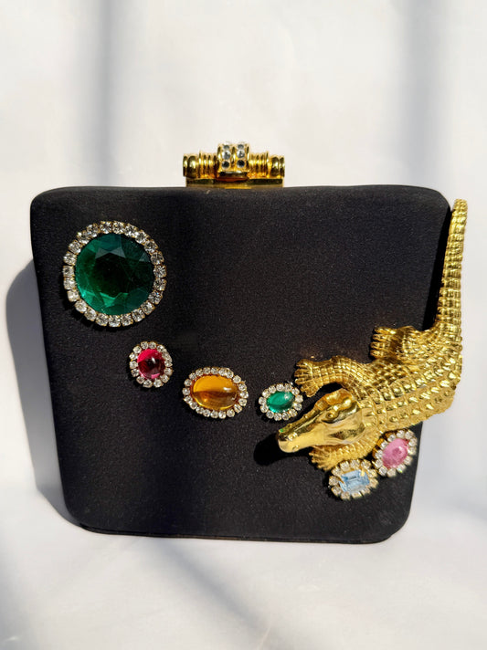 Alligator party clutch