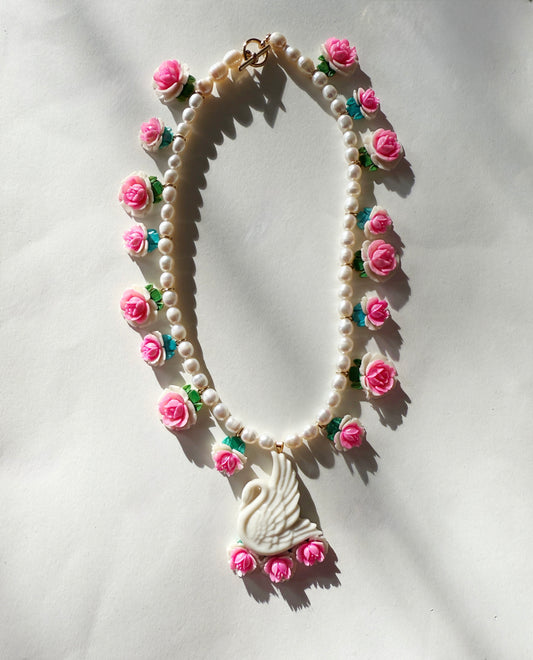 Rose garden swan necklace