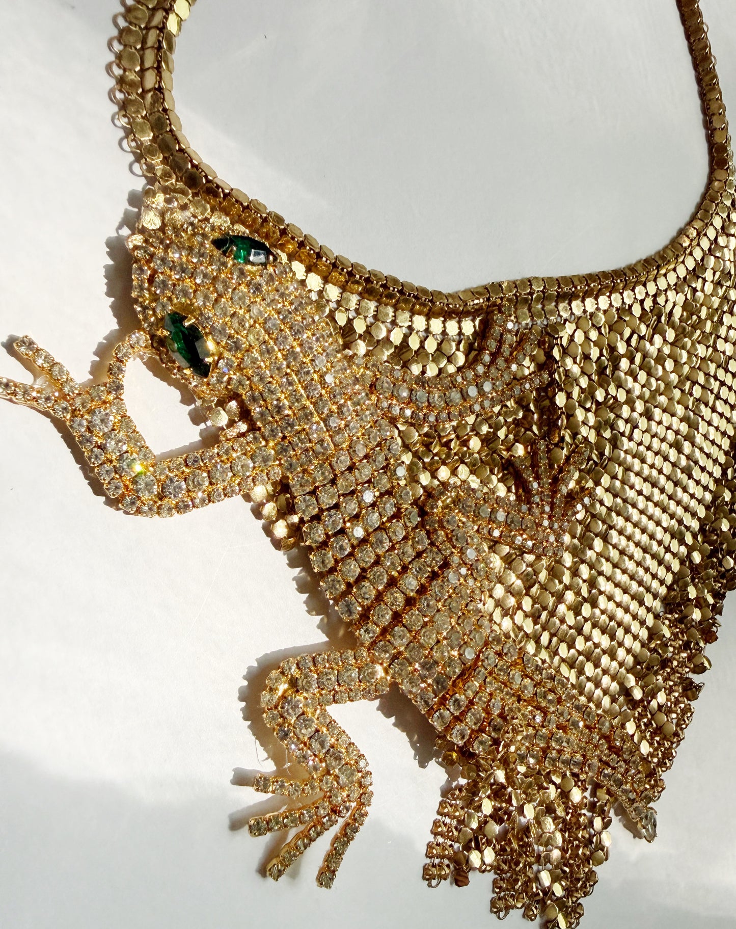Gold mesh lizard fringe necklace