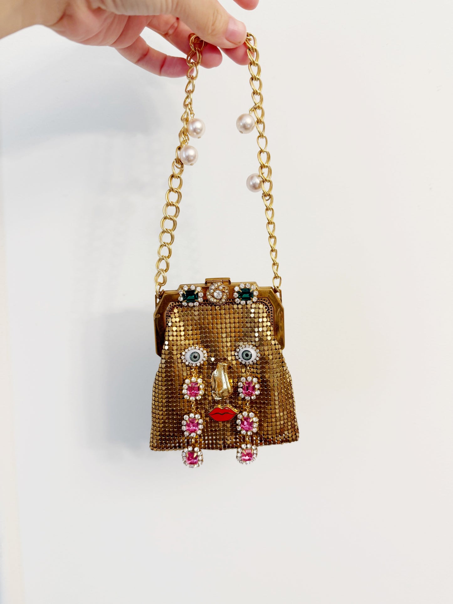 Ode to the master CRYBABY necklace purse