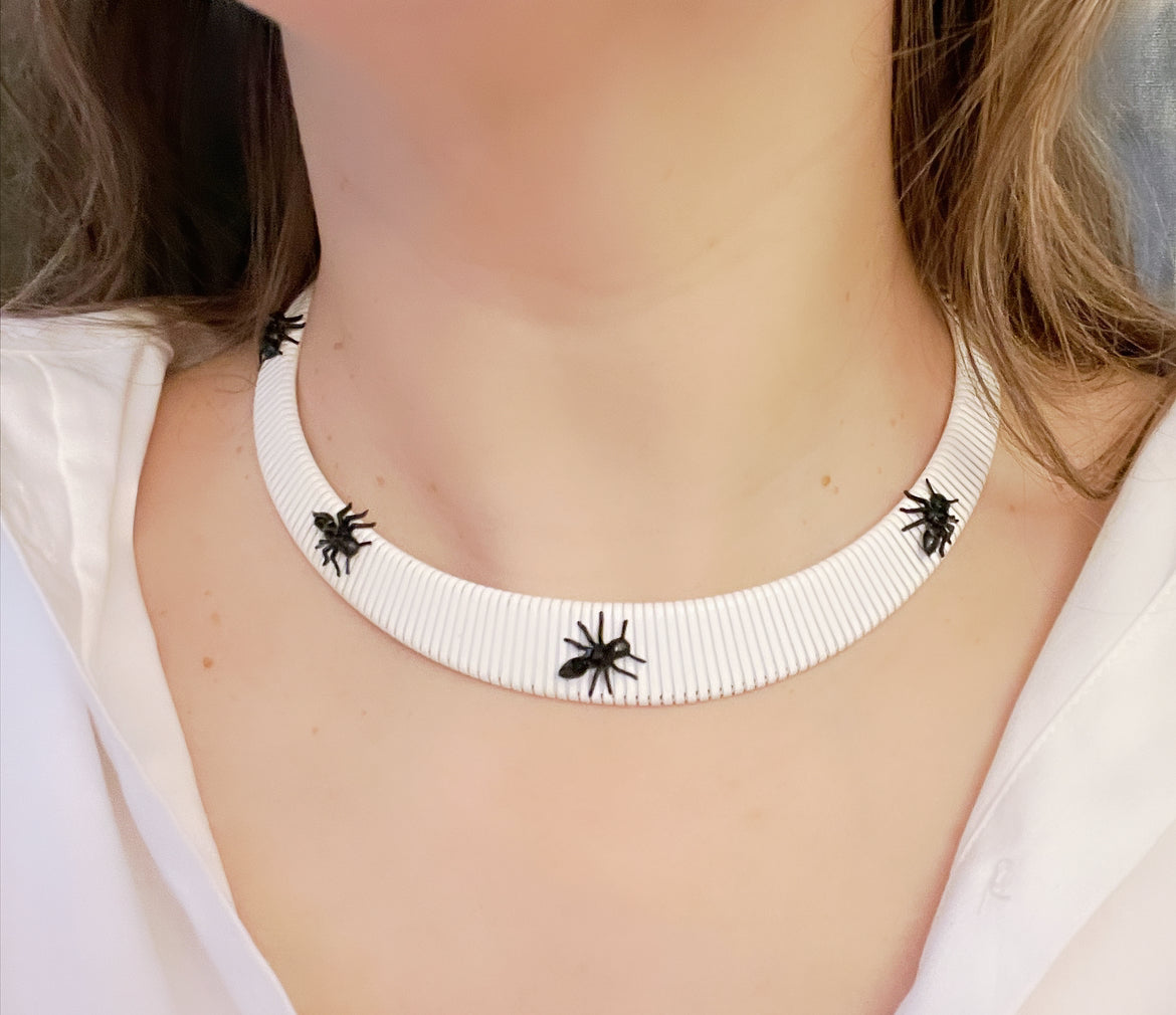 The ant party necklace