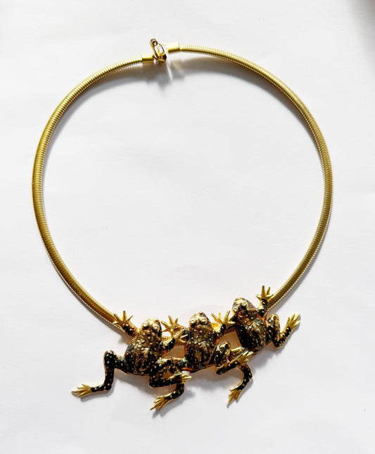 Vintage enamel frog choker