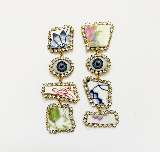 Dreamy pieces surreal studs