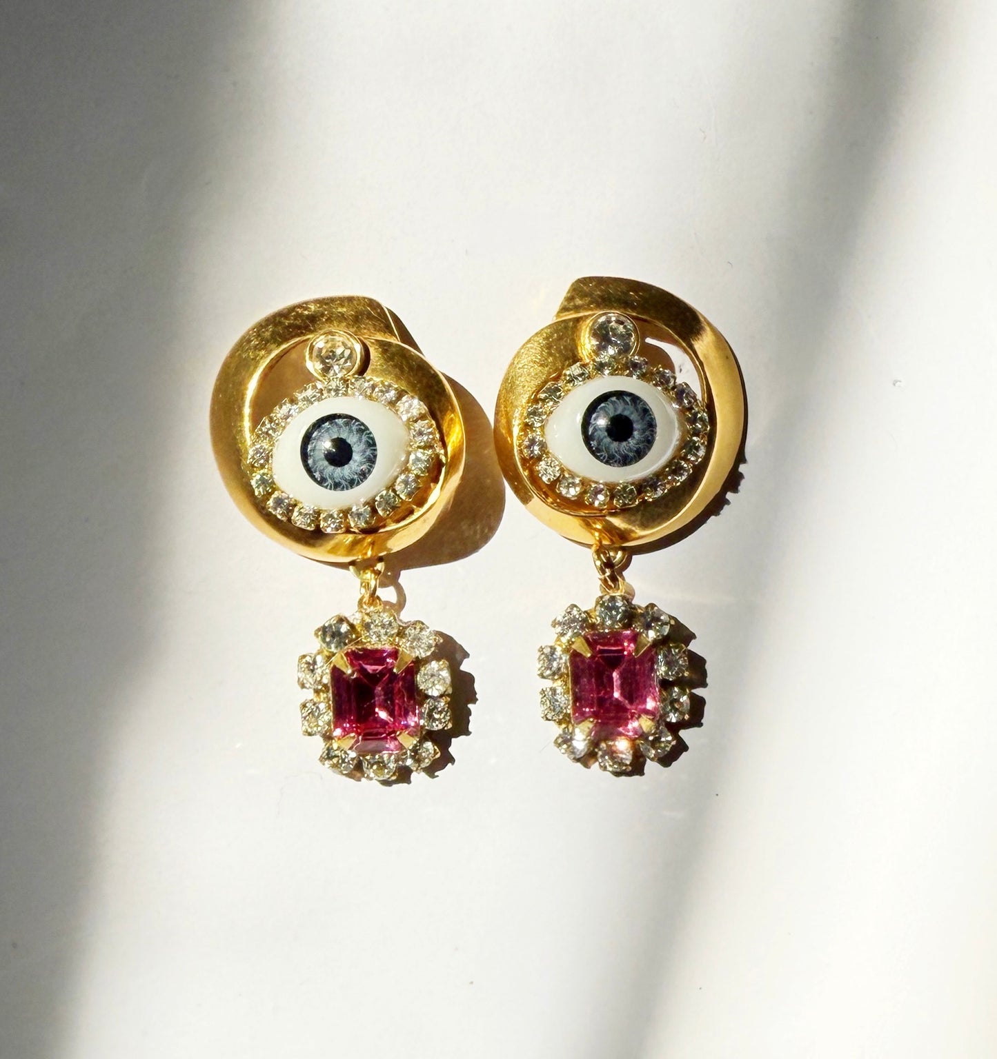 crybaby studs