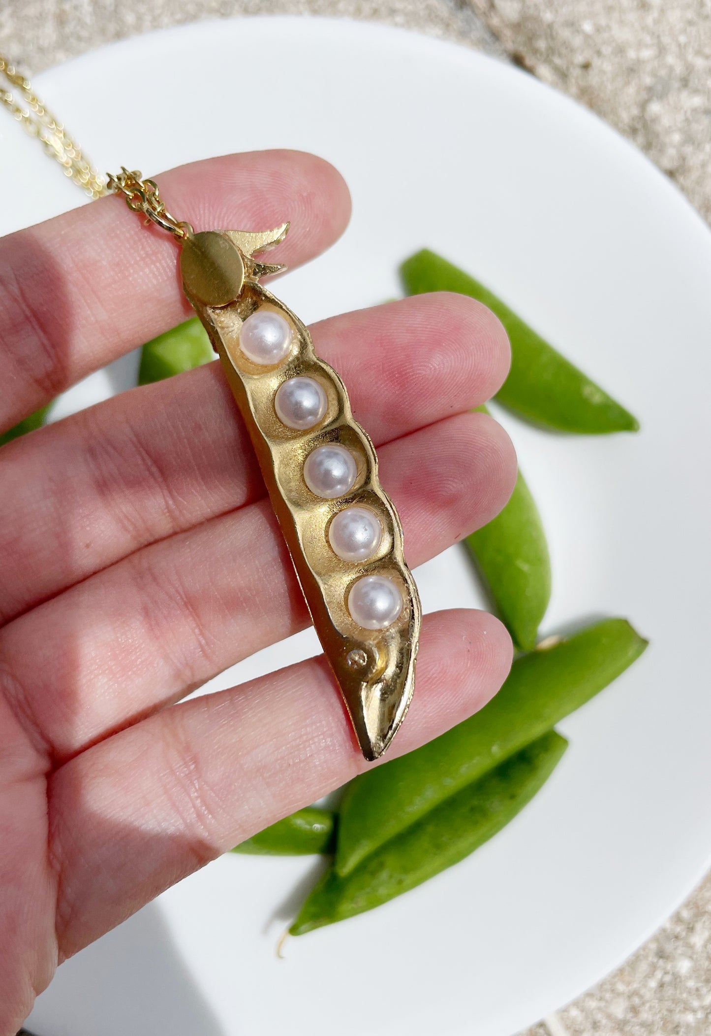 Peapod necklace