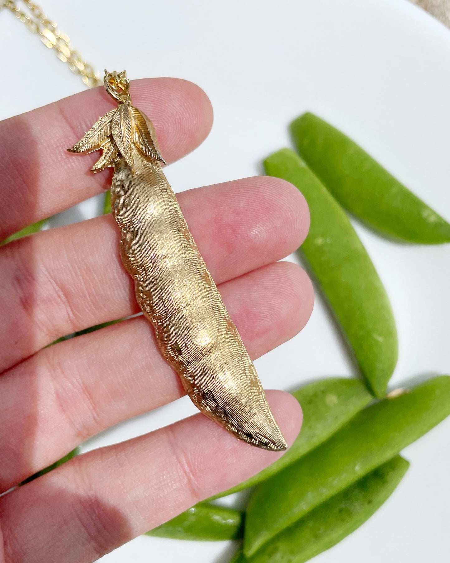 Peapod necklace