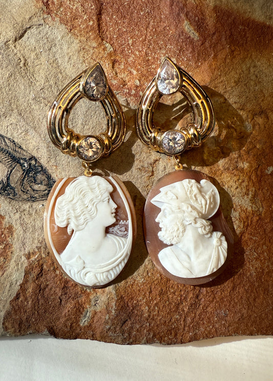 Cameo conversation studs