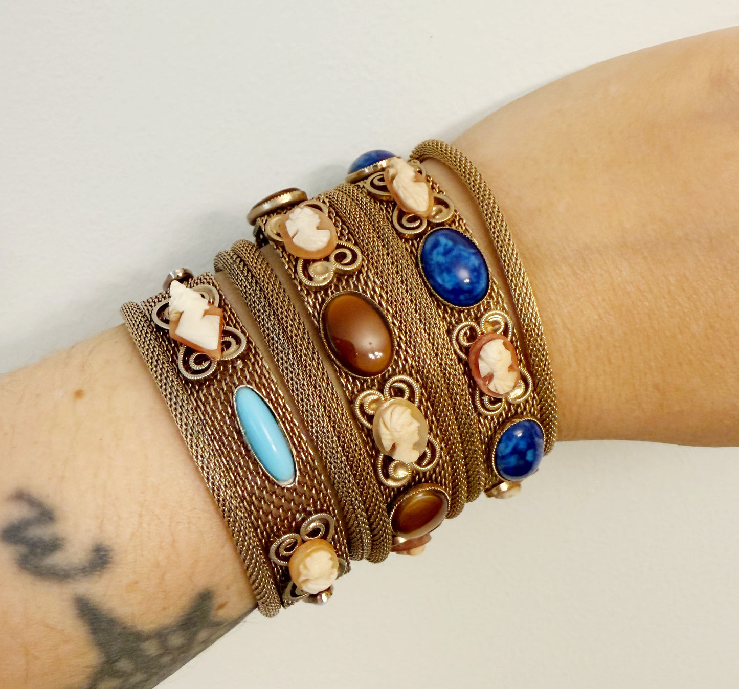 Gold mesh cameo chain bracelets