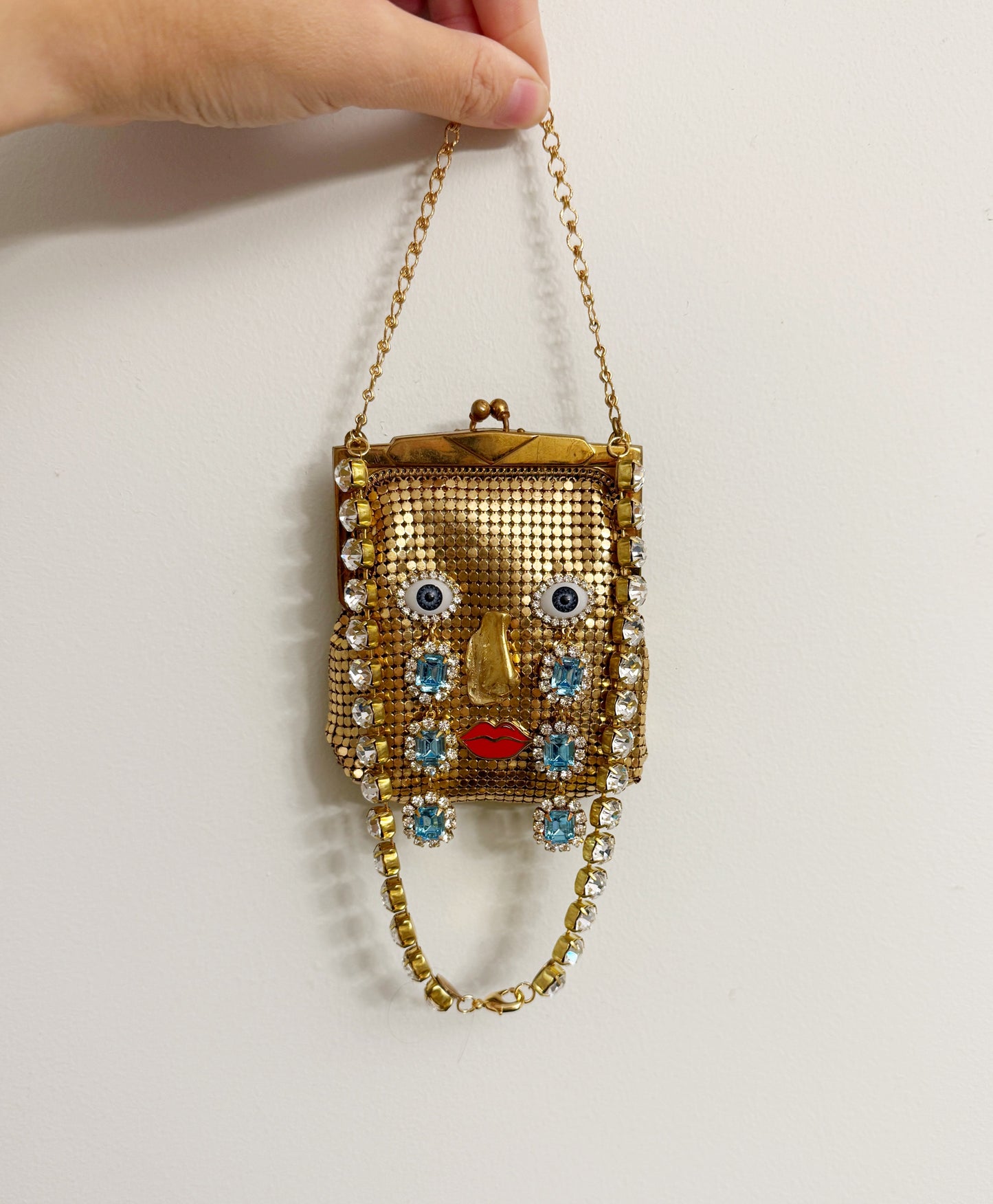 Ode to the master CRYBABY necklace purse