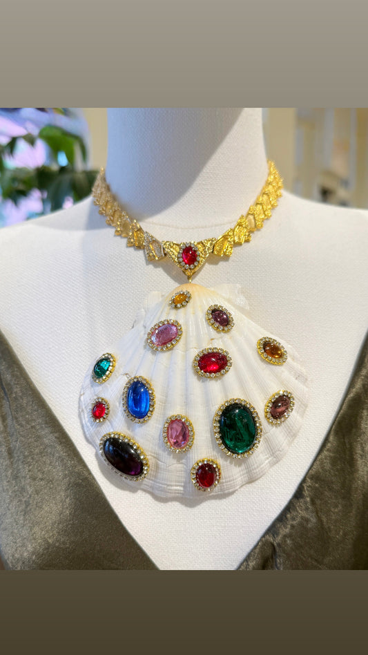 Rhinestone shell statement necklace
