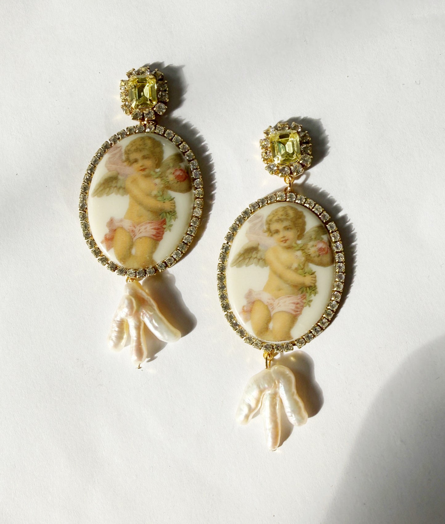 Cherub rhinestone pearl earrings
