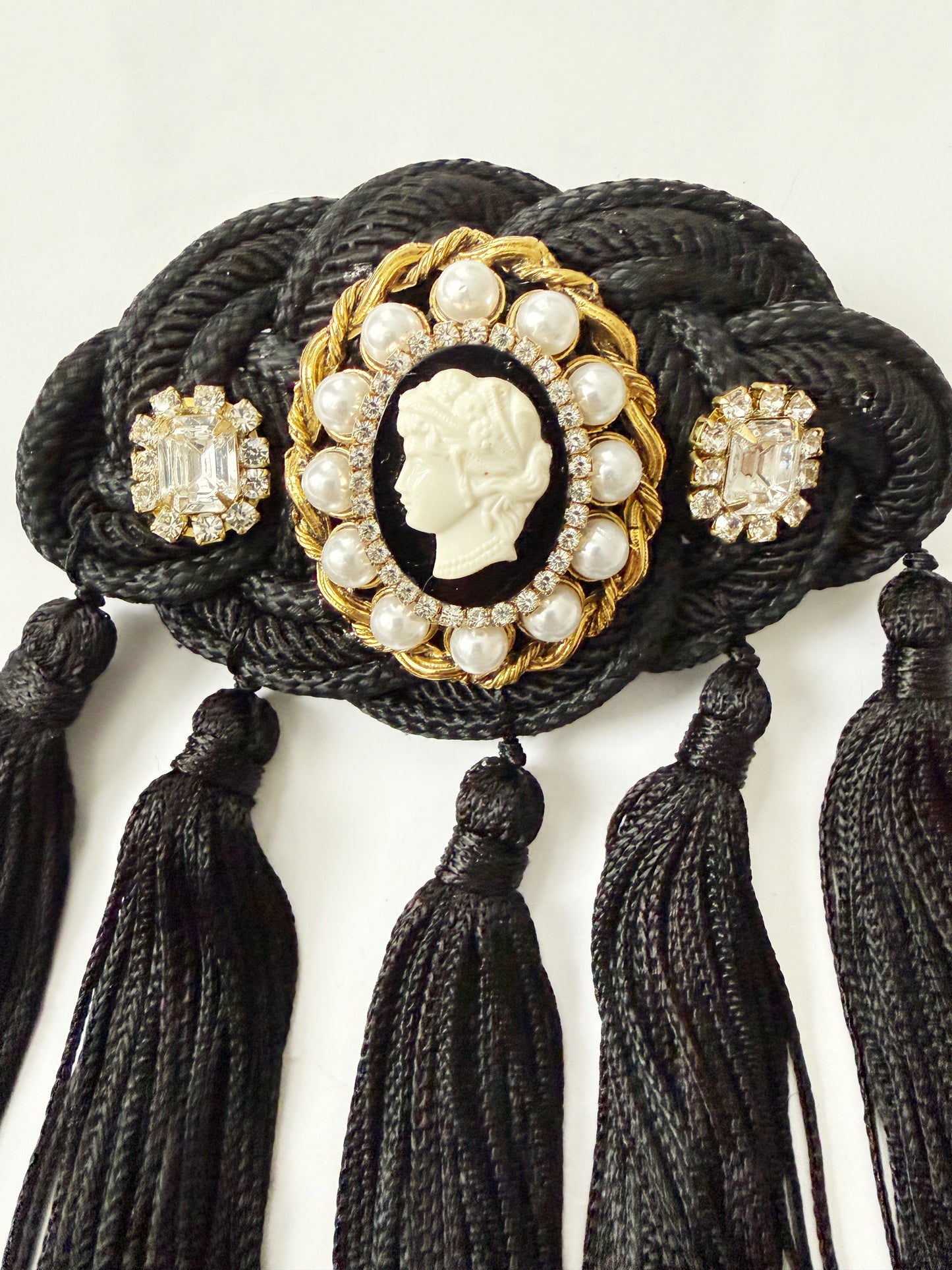 Rhinestone cameo knot tassel brooch