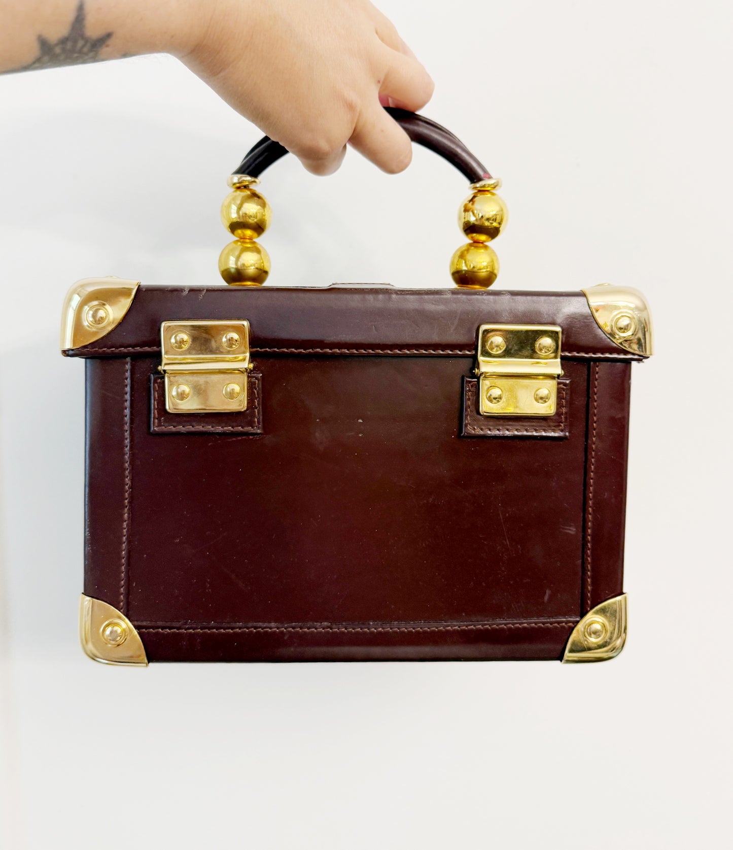 ALL HANDS IN leather purse