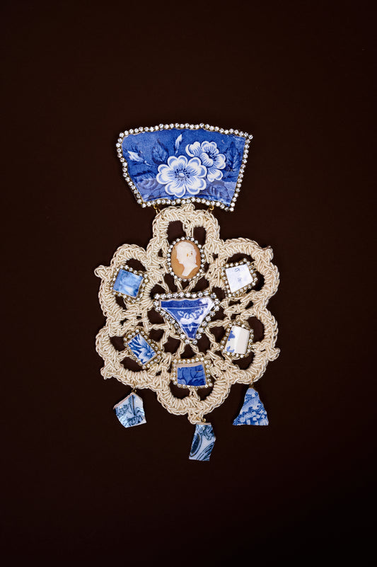 The grace brooch